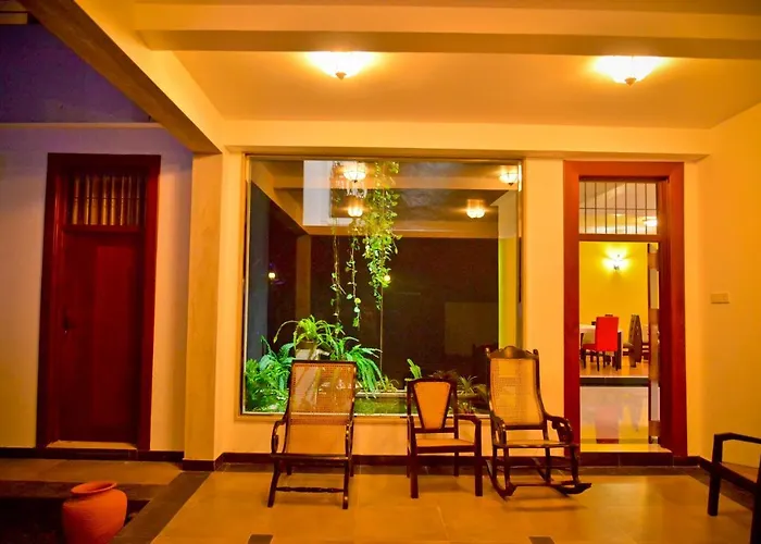 Siluni'S Villa Anuradhapura